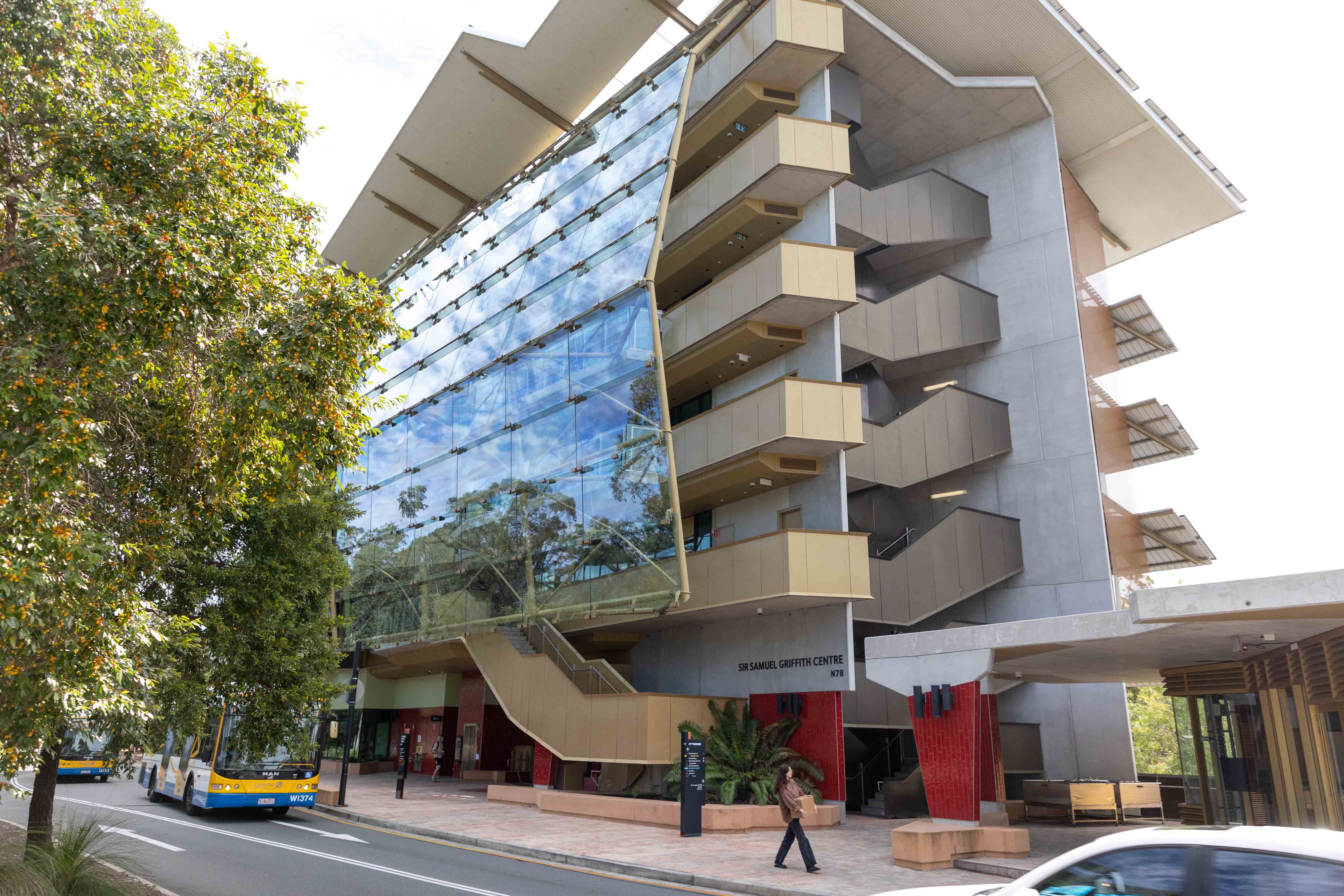 The Sir Samuel Griffith Centre on the Griffith University’s Nathan campus in Brisbane, Australia uses solar power and hydrogen to power the entire building.