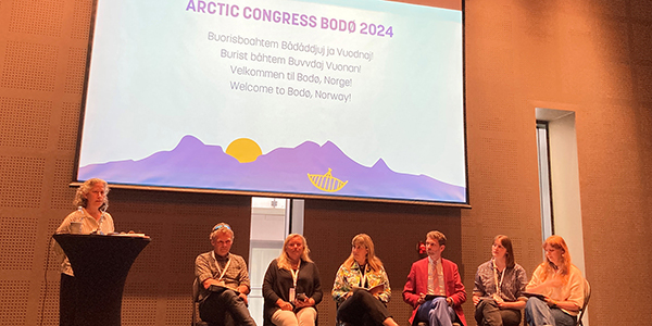 Gwen Holdmann and Magnus de Witt, center, were among the panelists to discuss “The social dimensions of energy transition in the Arctic” at Arctic Congress Bodø 2024. Photo by Alexandra Meyer.