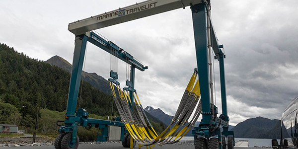 A sling to haul out ships