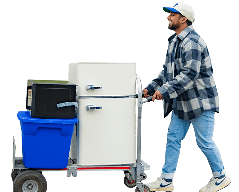 Student moving onto campus