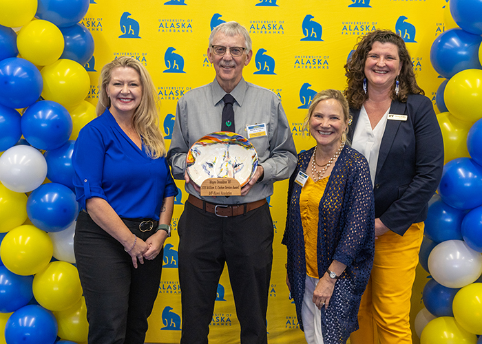 See caption and credit in pop-up window for image description.