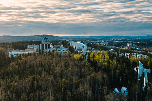 Scenic view of Troth Yeddha' campus.
