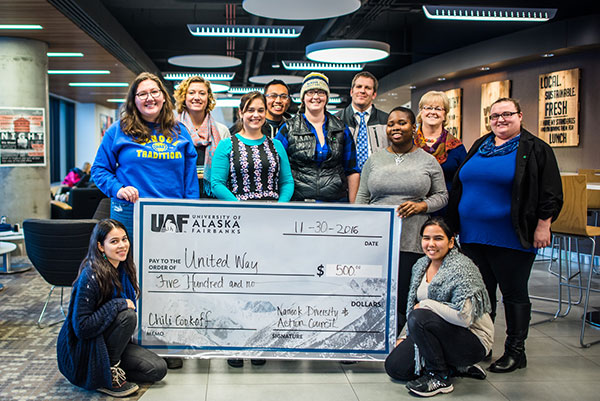 2016 United Way Campaign committee and donation check