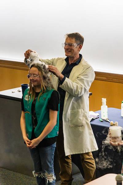 Brian Crandall performs fun science show for kids at the 2025 Science Potpourri event.