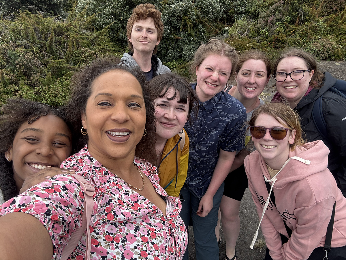Jaunelle Celaire takes a selfie with the UAF Opera Workshop students.