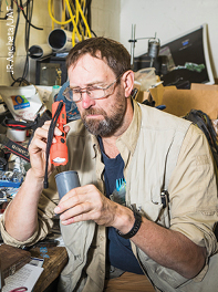 Dale Pomraning, master machinist