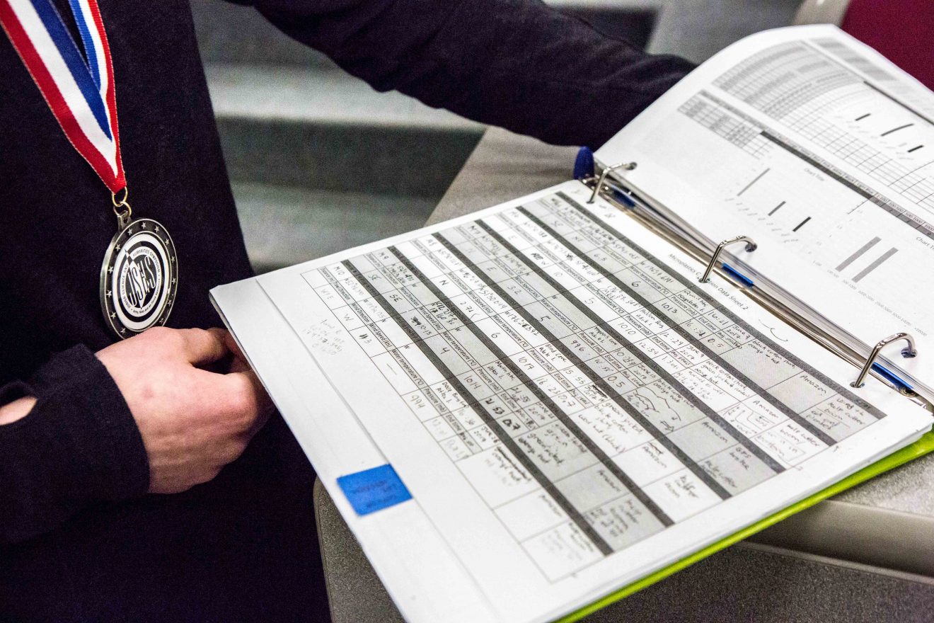 Study of plastics in bay wins student competition