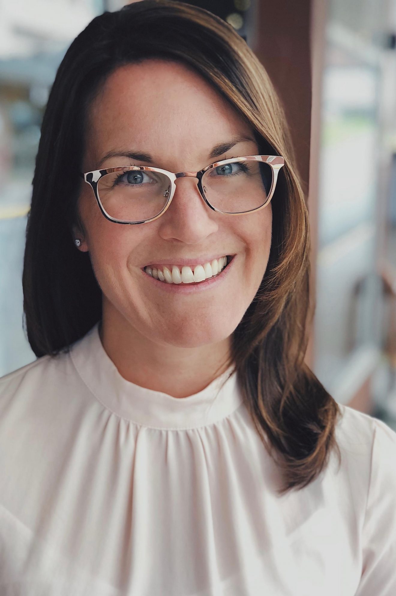 Elizabeth Siddon headshot