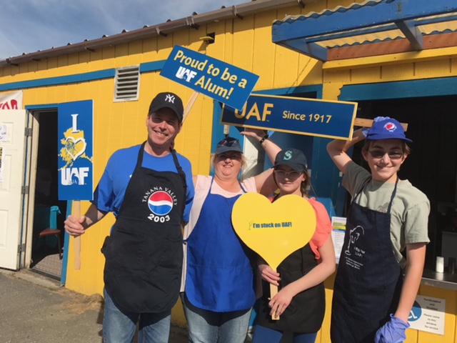 Bill and Cindy Wright and kids