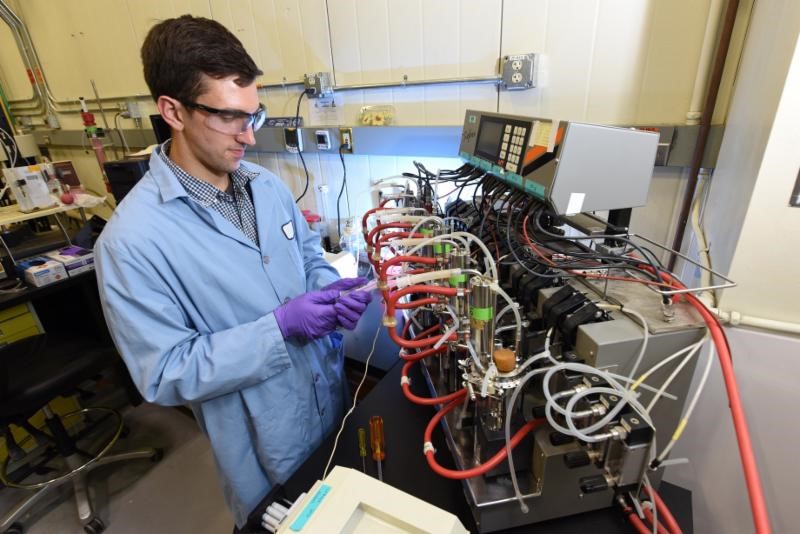 Student working in lab.