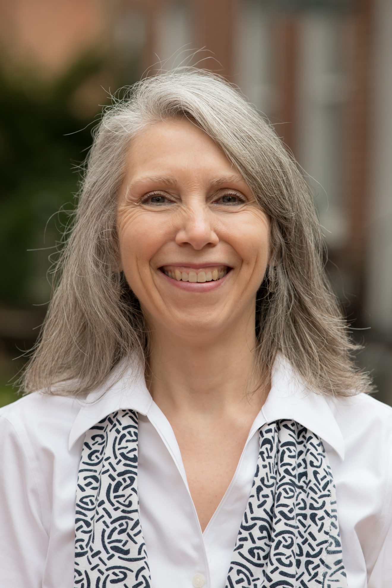 Head shot of Amie Manis