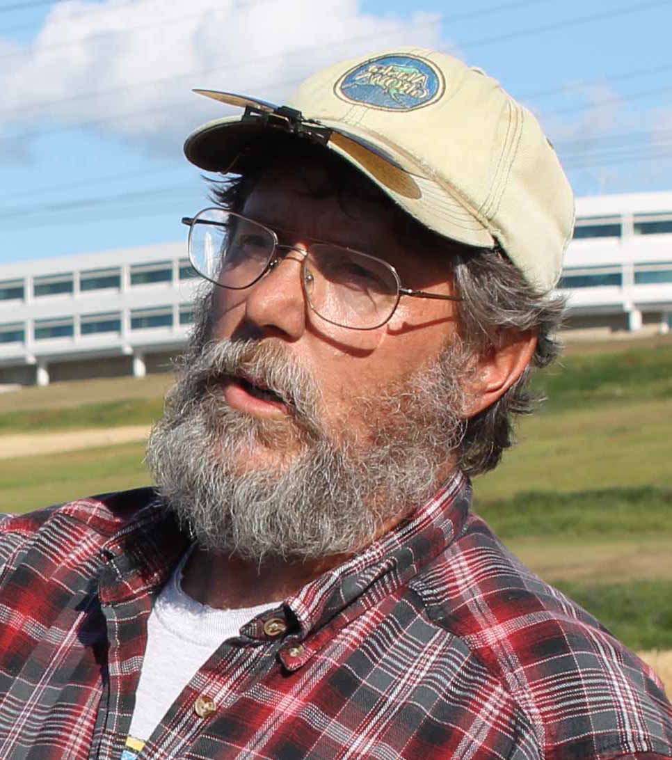 Head shot of Bob Van Veldhuizen.