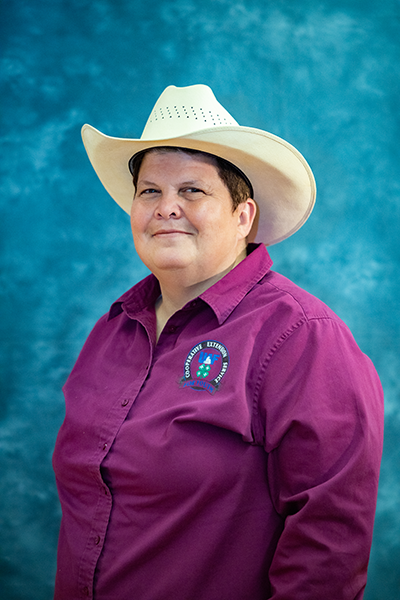 Woman wearing a cowboy hat