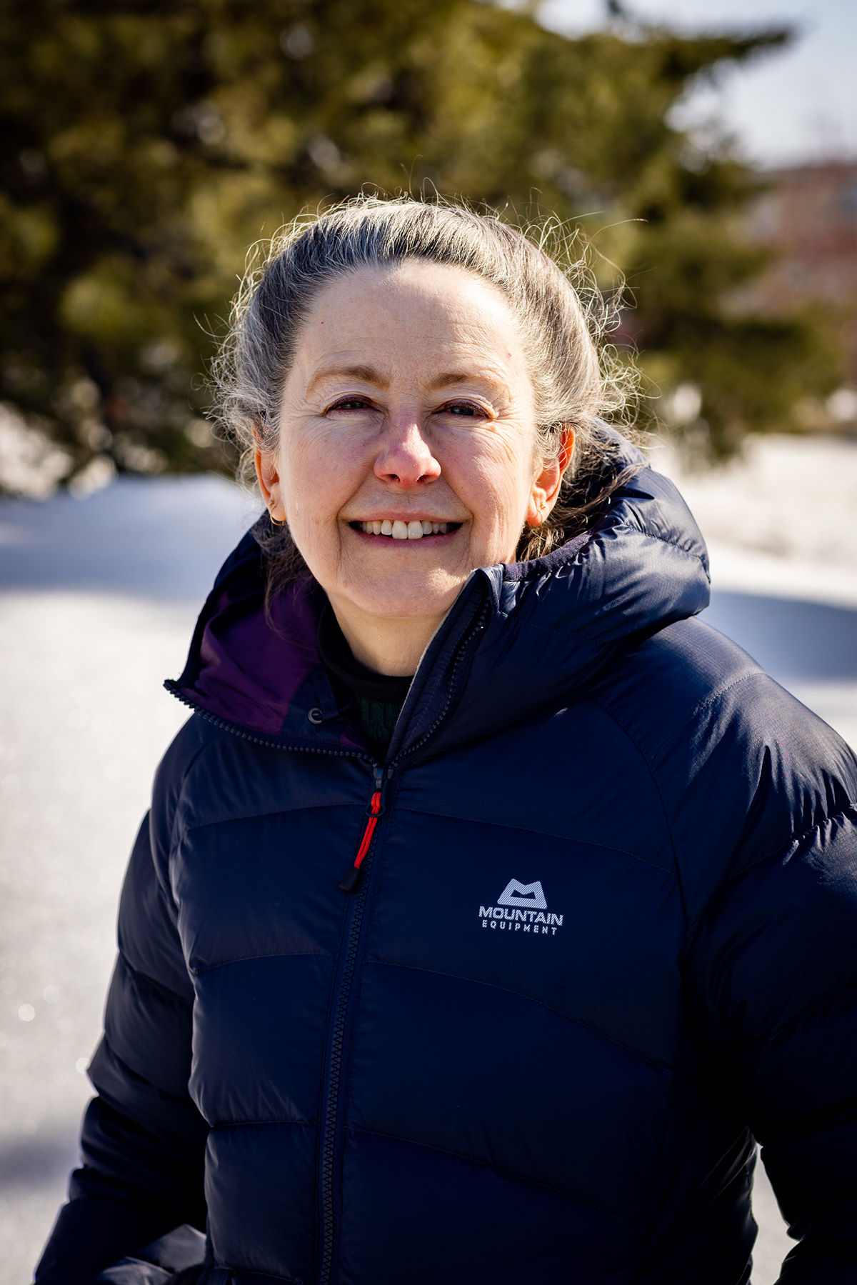 a portrait of a woman