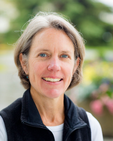 Headshot photo of Kristin O'Brien