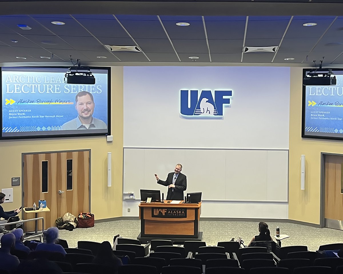 Former Fairbanks mayor Bryce Ward speaks on his experience during an Arctic Leadership Lecture. UAF Photo by Sarah Manriquez
