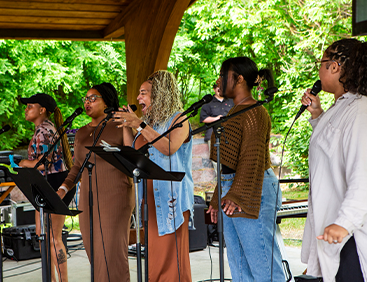 Mount Pleasant Baptist Church Choir and Praise Dancers