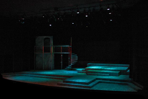 Set design: balcony, stairs and platforms