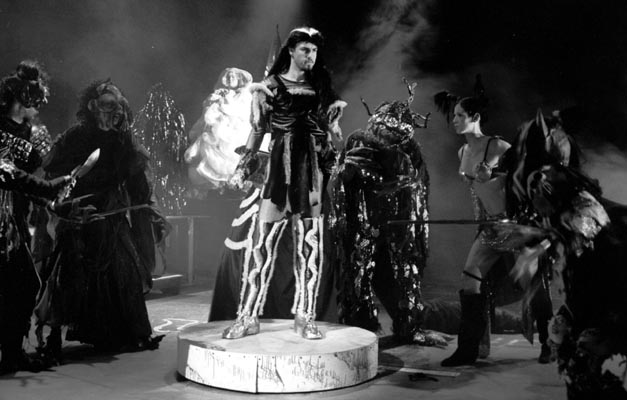 See caption below for image description