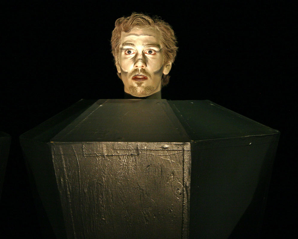 See caption for image description