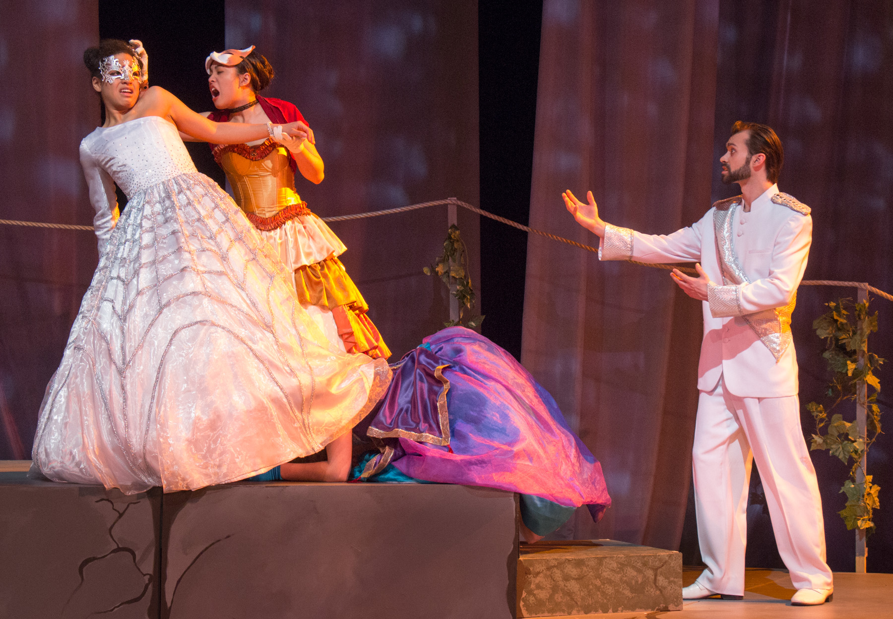 See caption below for image description