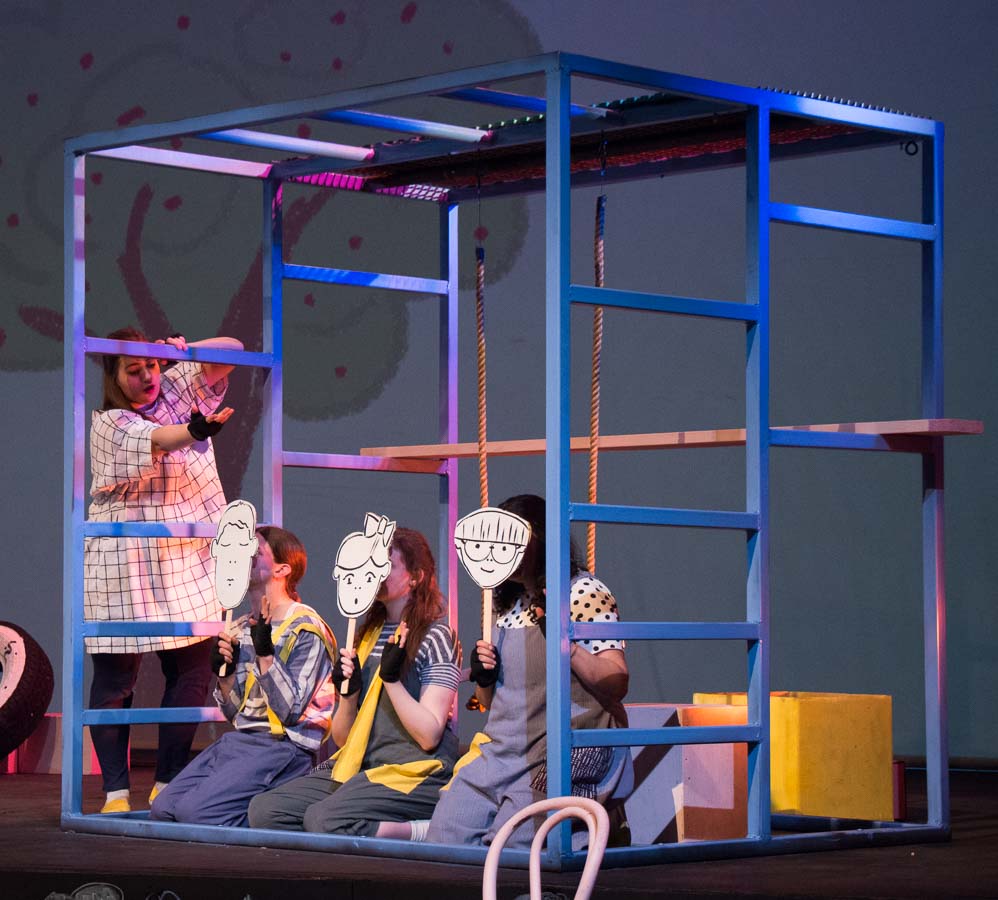 See caption below for image description