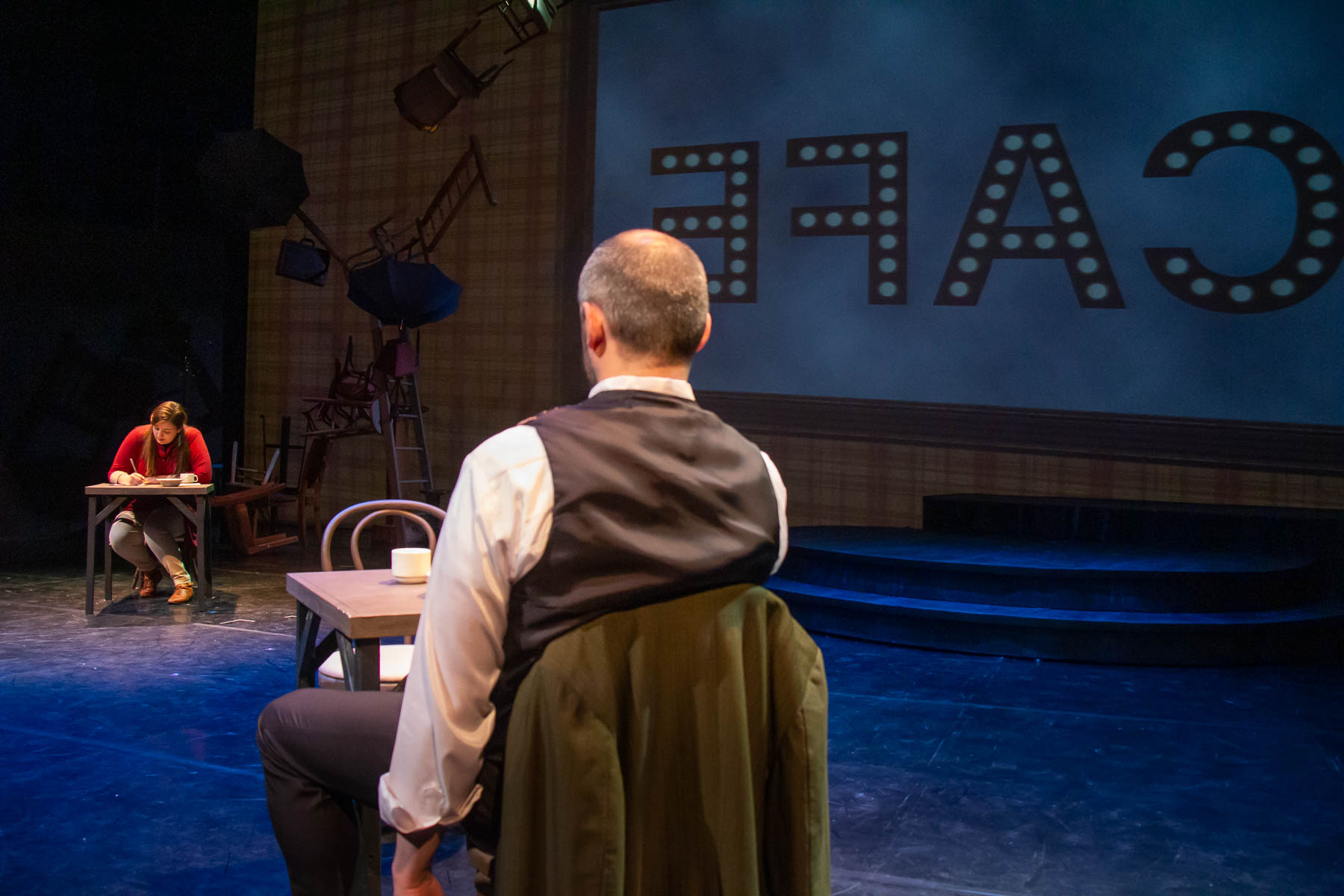 See caption below for image description