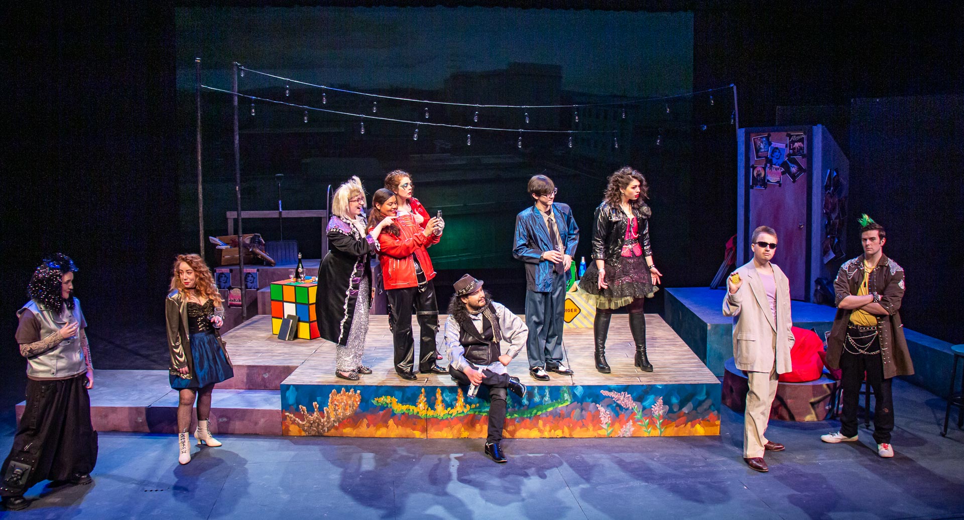 See caption below for image description