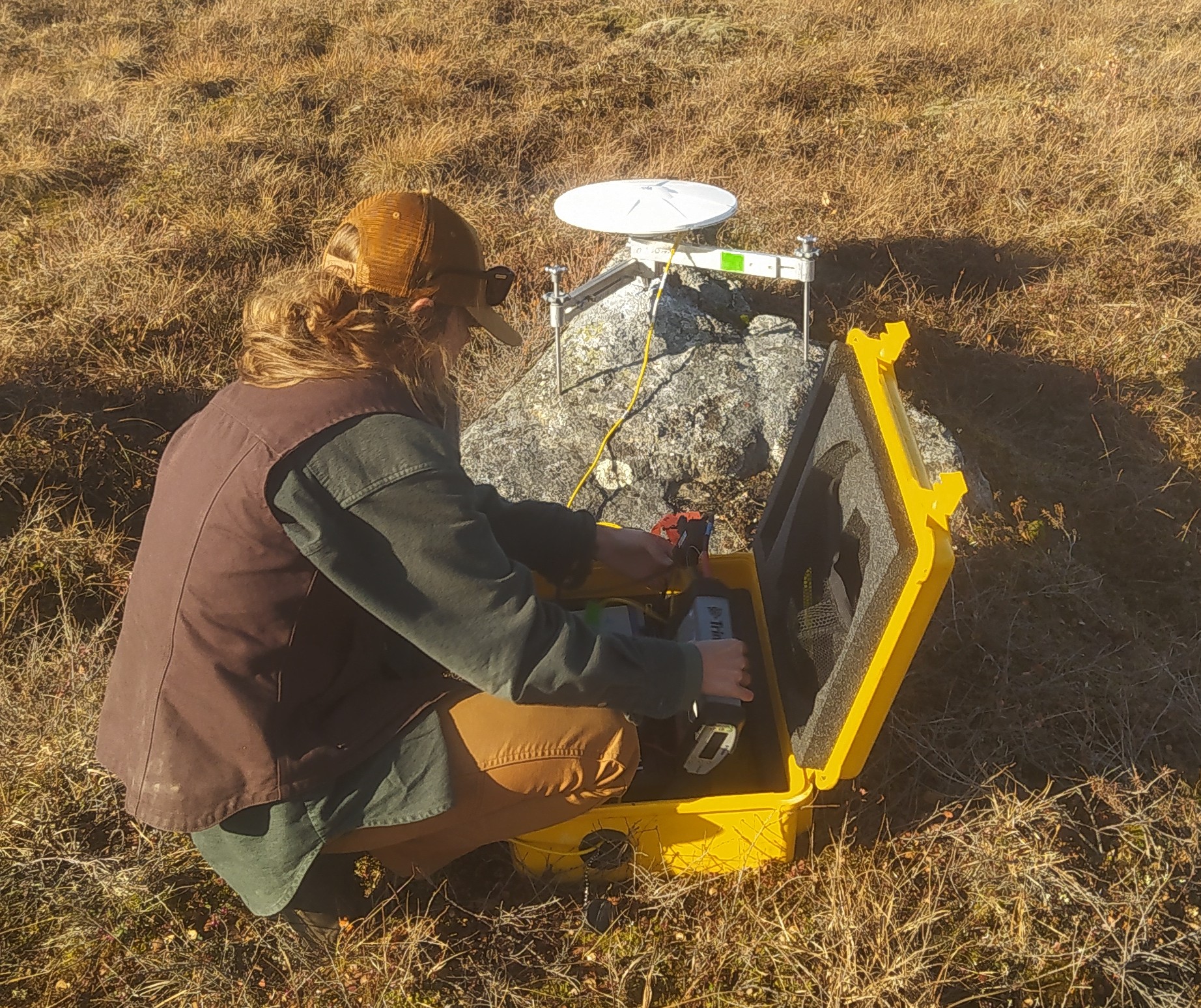 Mobile base deployment