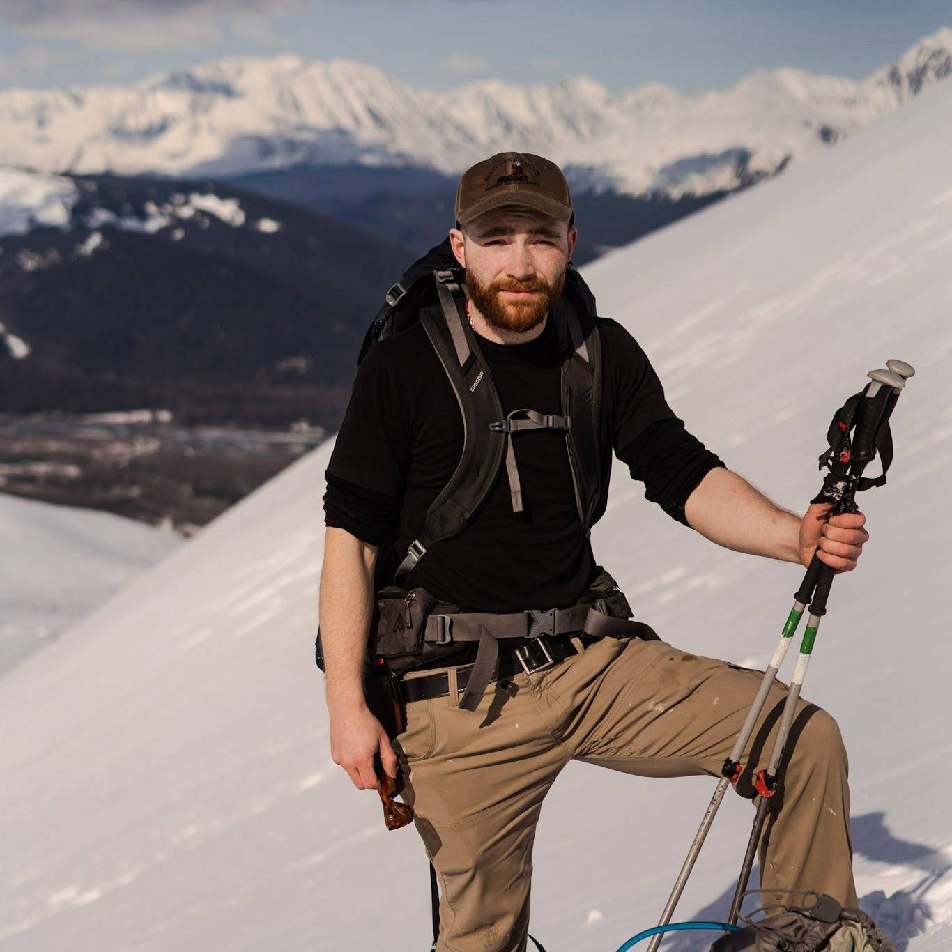 Aaron Marlow is a student travel award recipient.